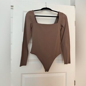 Aritzia Babaton Taupe Long Sleeve Bodysuit